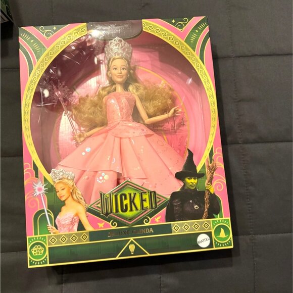 Mattel Wicked Movie Deluxe Glinda Doll URL MISPRINT ERROR BOX Collectors Doll - Picture 3 of 8